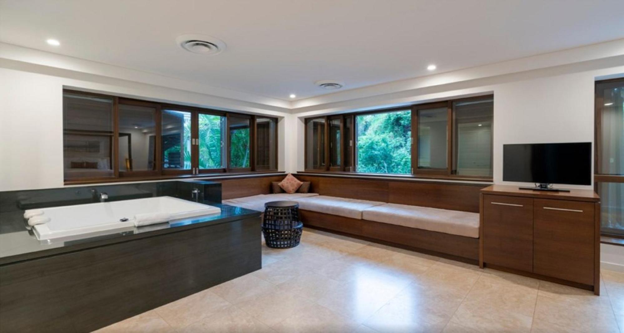 Luxury Apartments At Temple Resort And Spa พอร์ตดักกลาส ห้อง รูปภาพ